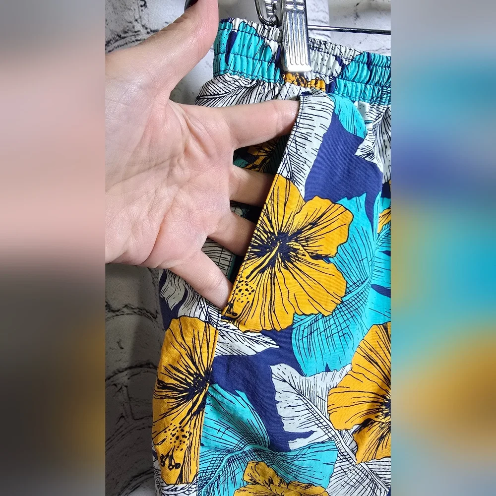 Patagonia Women's Floral Shorts‎ Size XS